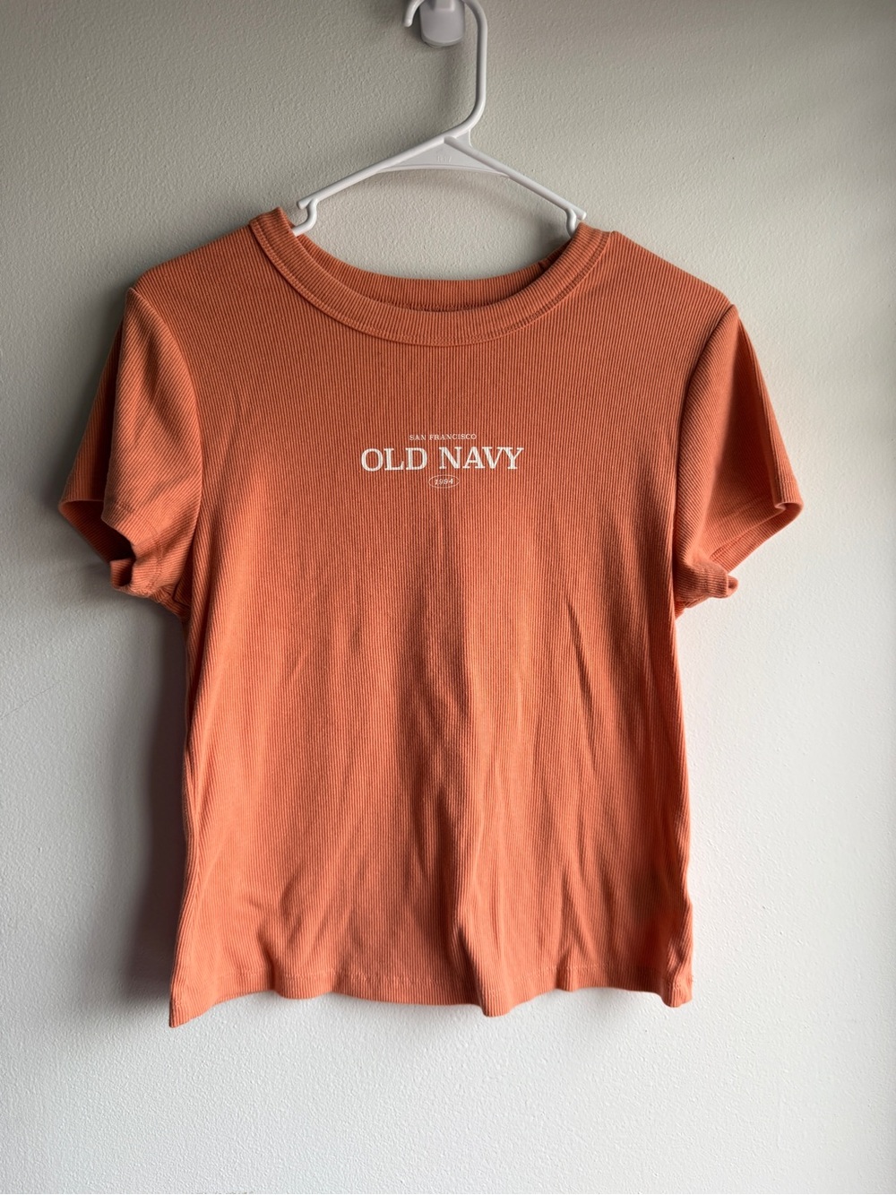Old Navy Orange Ribbed Fitted Logo Tee Size L